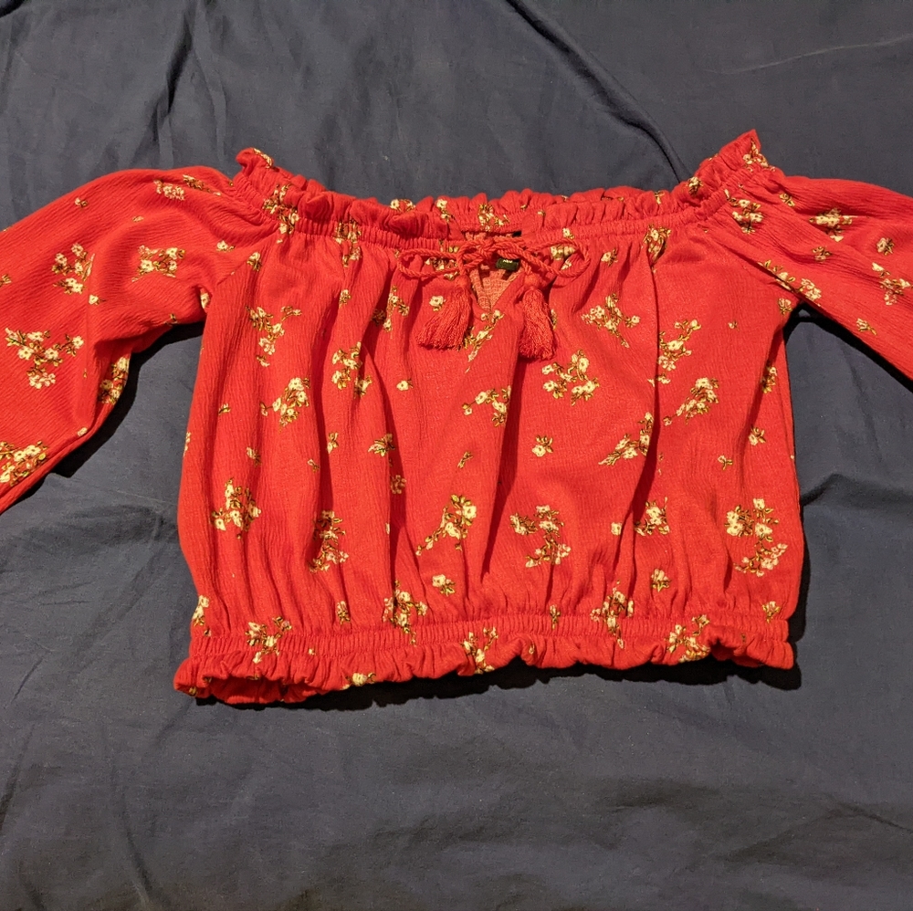 H&M off shoulder top, red floral, S
